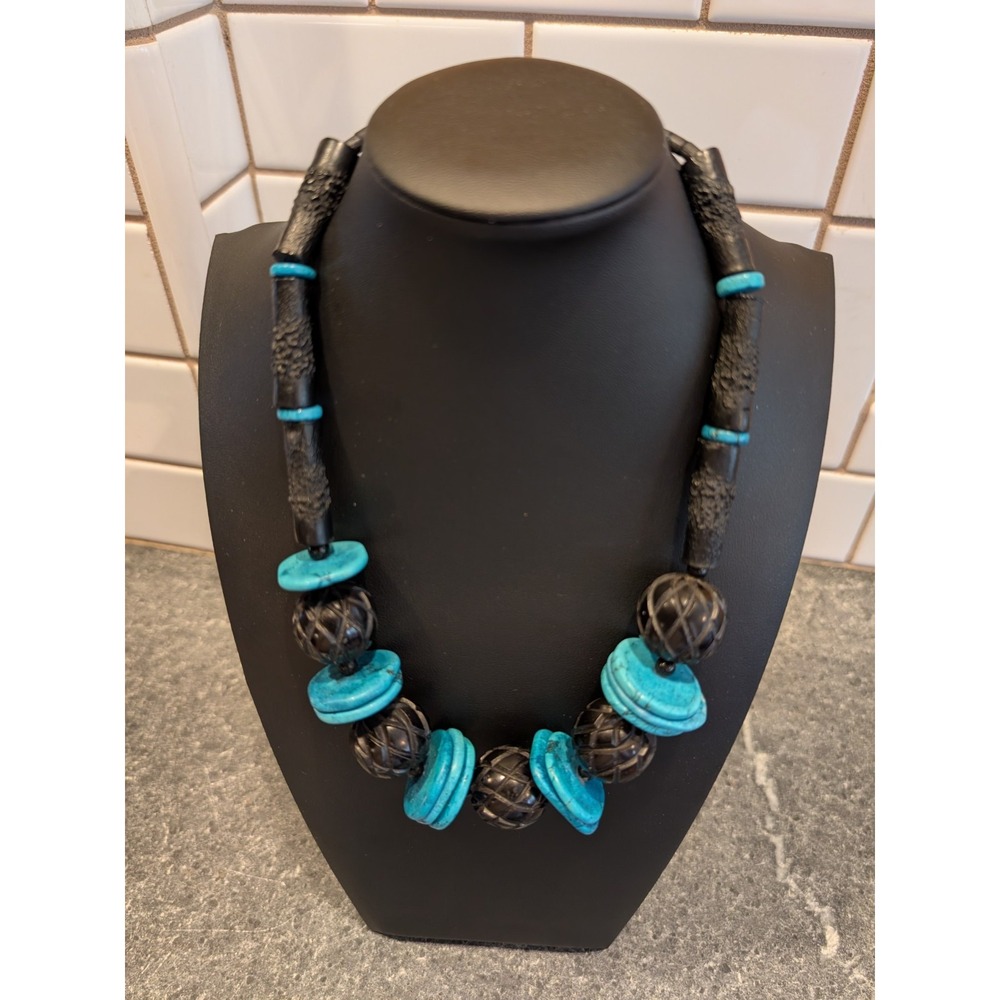 Artisan Handmade Necklace Vintage 2000s Oregon Black & Turquoise Beads 20-24"